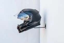 Helm Houder Muurstandaard MC Essentials -Goedhart Motoren P1270006 9a42